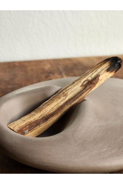 Krem El Yapımı Taş Tozu Tütsülük – Minimal Palo Santo Tabağı